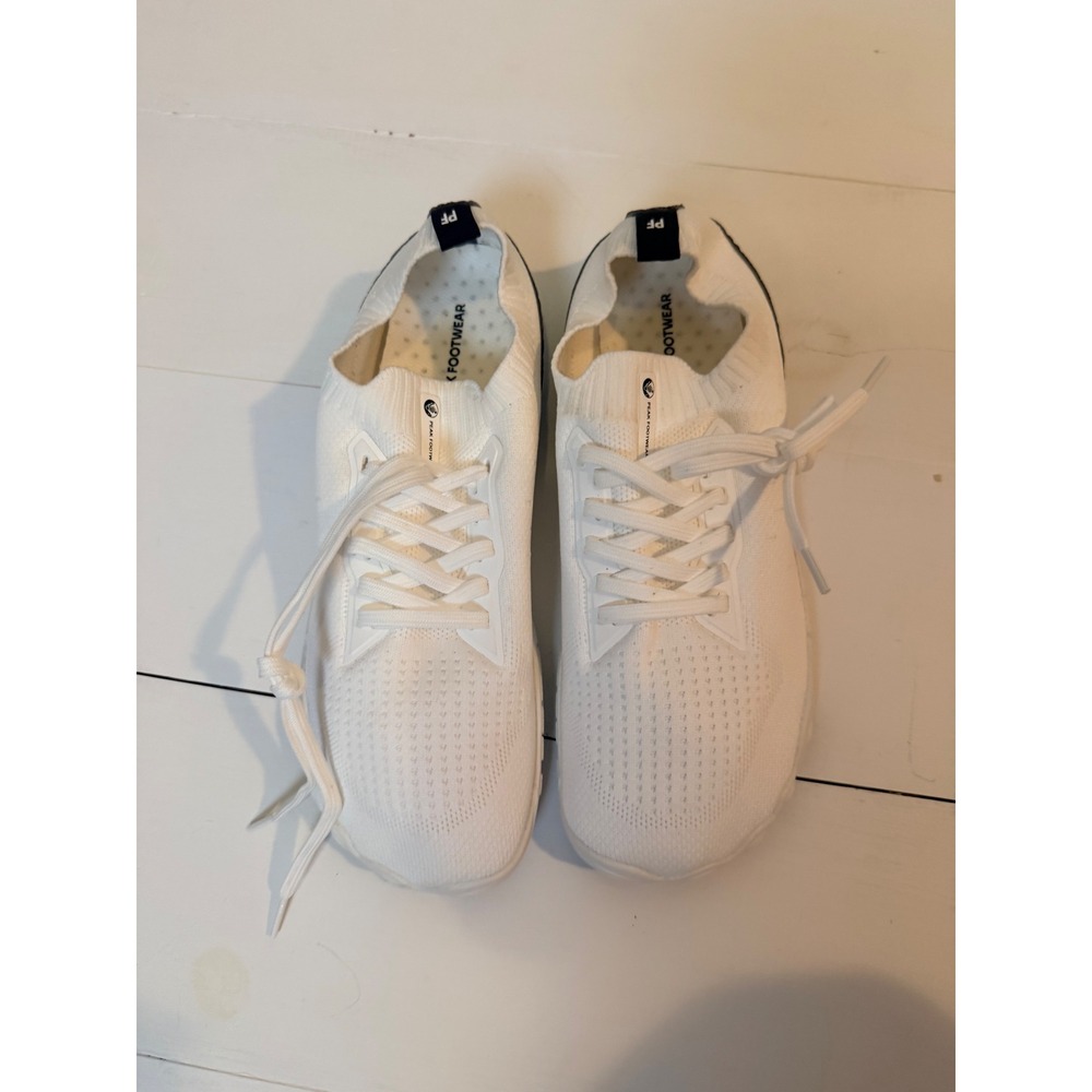 Peak Footwear White Knit Slip On Sneakers Women's Sz10 Running Shoes NWOB